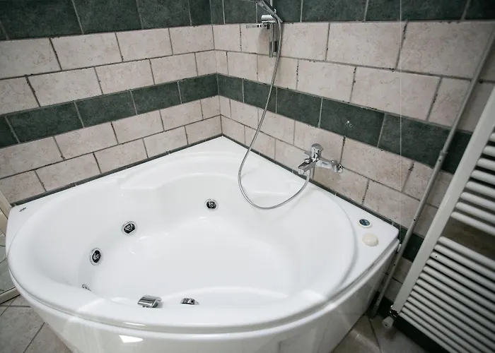 Trepo ベッド・アンド・ブレックファスト 4*